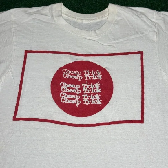 Vintage 80s Cheap Trick Japanese Flag Graphic Chicago Small Concert T Shirt